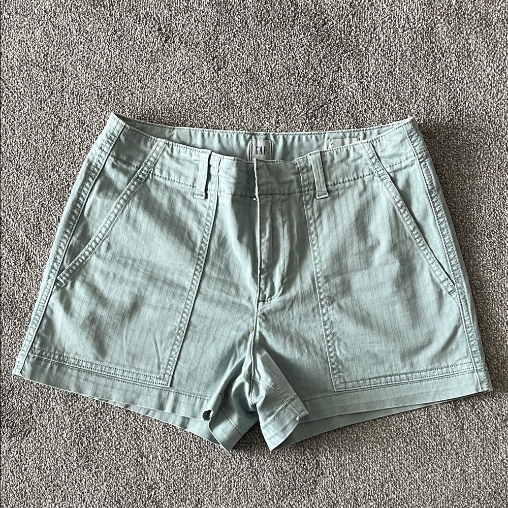 GAP Women's 3” Light Blue Shorts